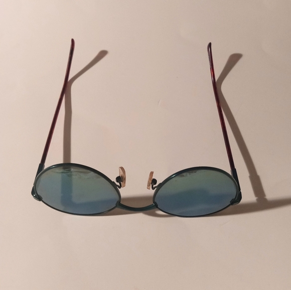 Vintage Rare Serengeti 5536V Bluish Greenish Frame and Lens Unisex Sunglasses - Picture 5 of 9